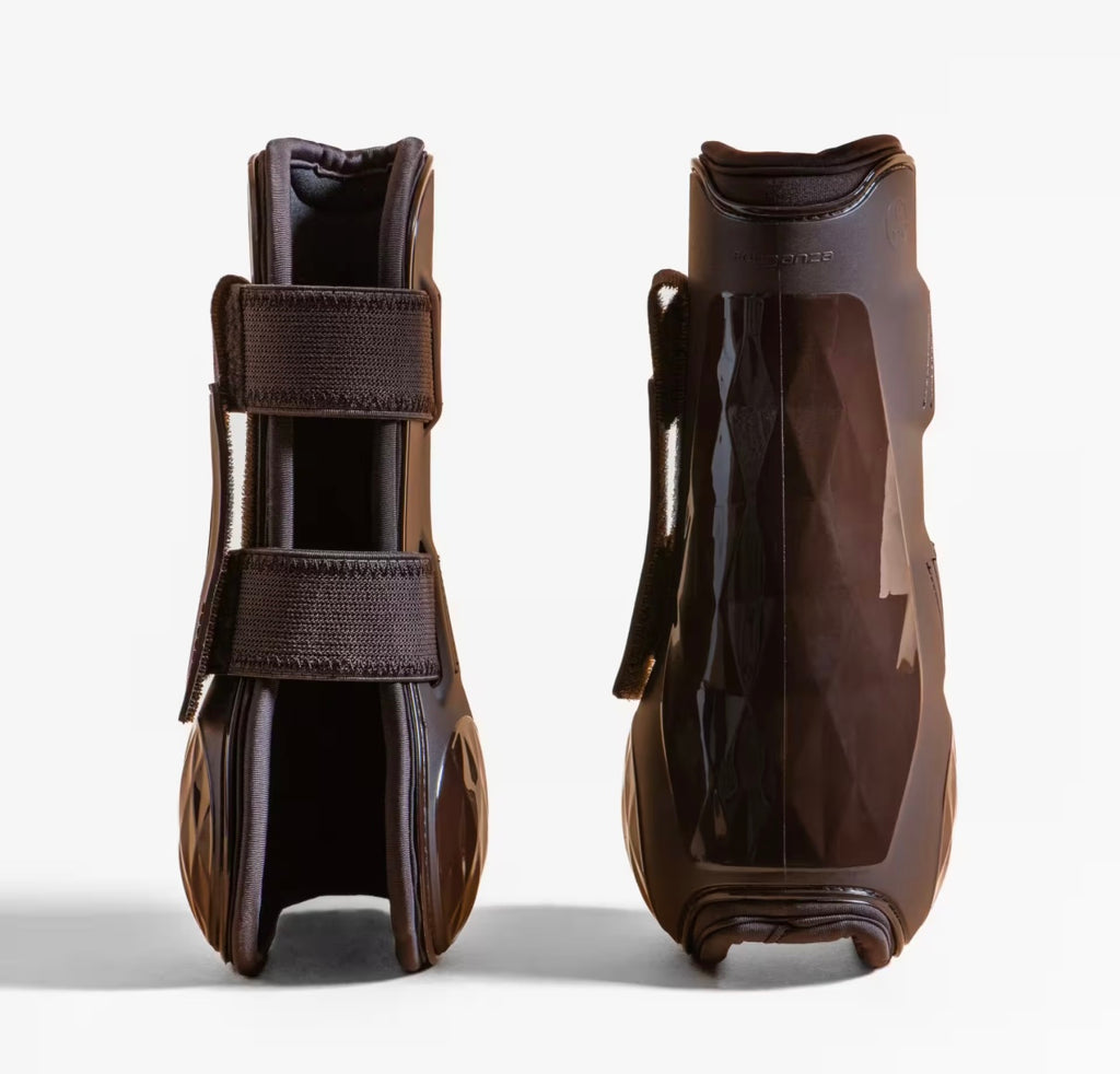 𝐇𝐨𝐫𝐬𝐞 𝐣𝐮𝐦𝐩𝐢𝐧𝐠 𝐛𝐨𝐨𝐭𝐬
(Brown)