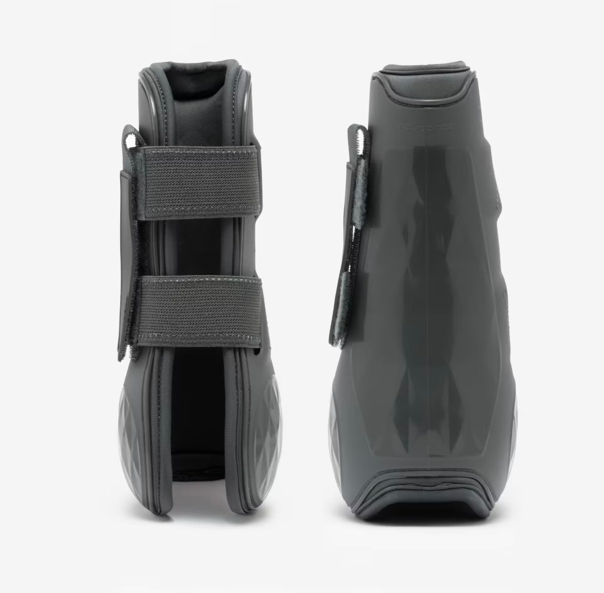 𝐇𝐨𝐫𝐬𝐞 𝐣𝐮𝐦𝐩𝐢𝐧𝐠 𝐛𝐨𝐨𝐭𝐬
(Grey)